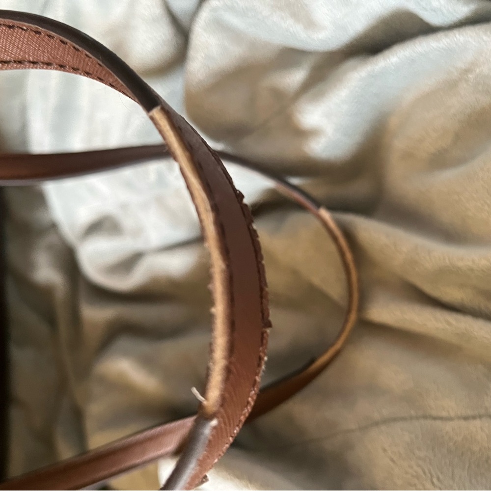 Guess Chocolate Brown Signature Tote - Picture 7 of 9